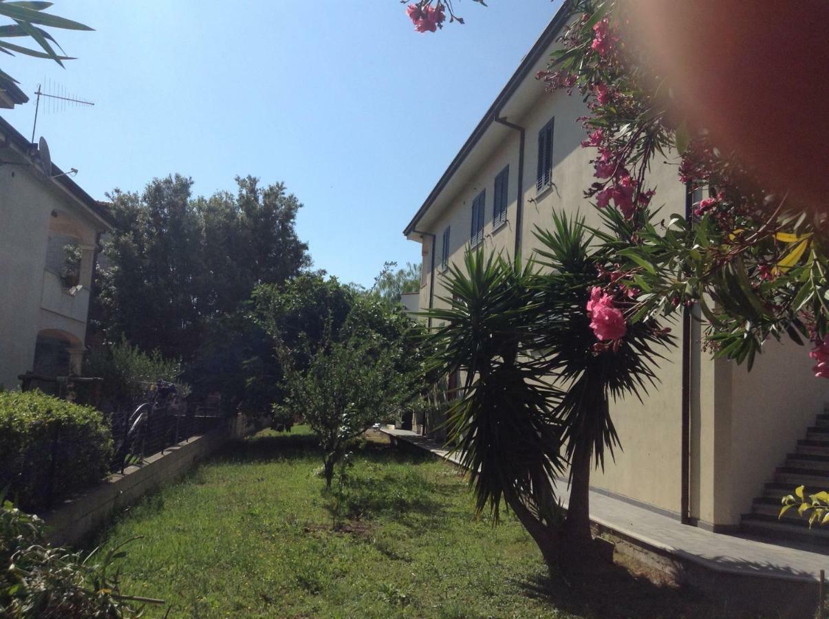 Bed and Breakfast Il Pepe Rosa Posada  Exterior foto